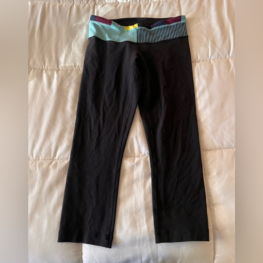 Lululemon wunder under size 6 reversible crops